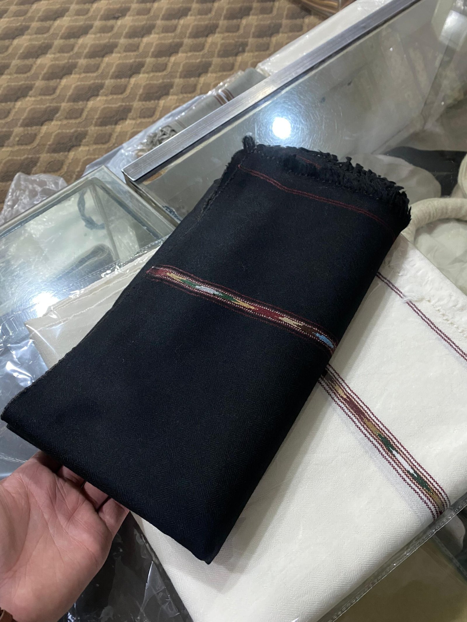 Islampuri Woolen Shawl – Chashm-e-Bulbul Pattern