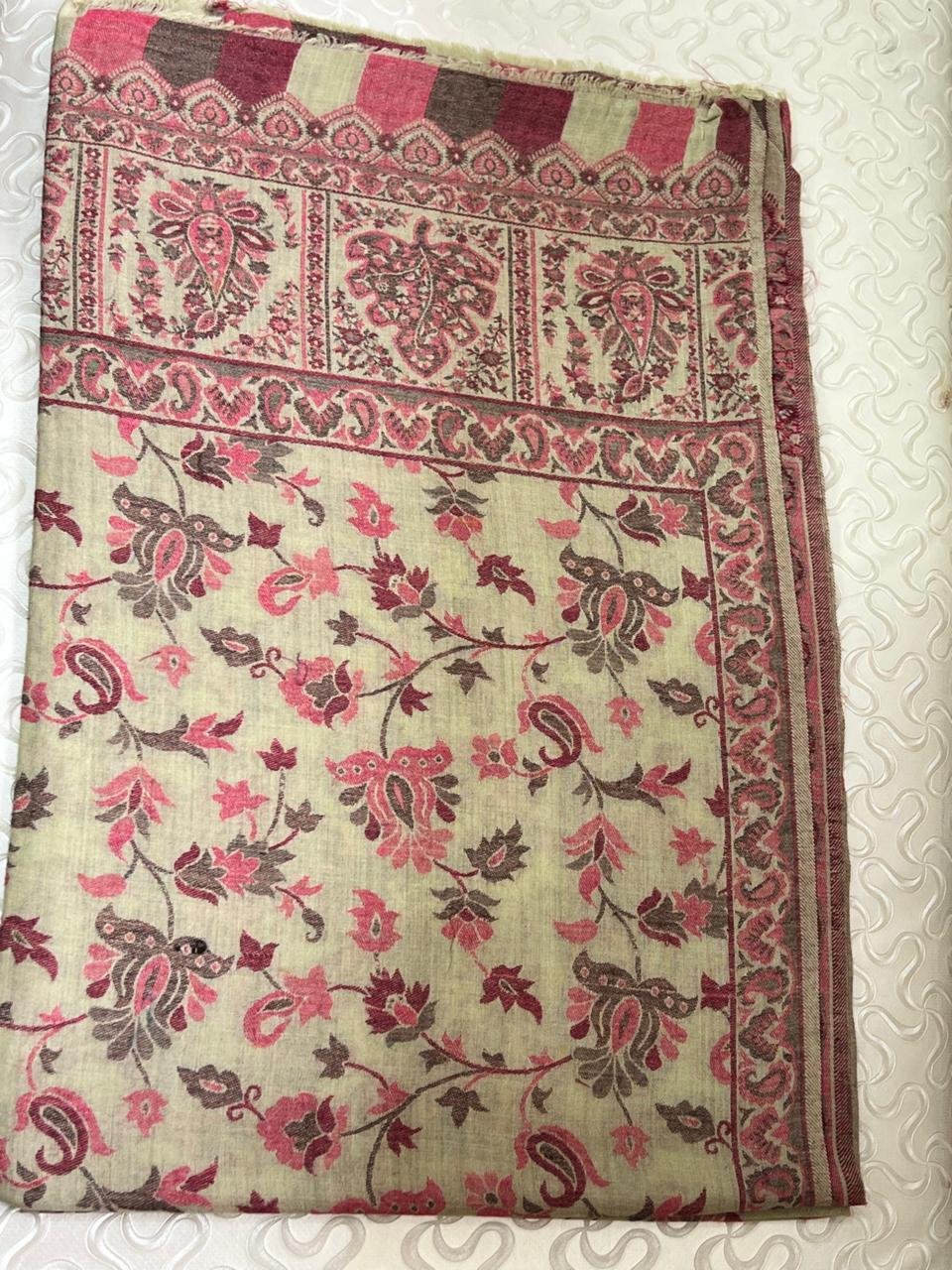 Luxury Pashmina Light-pink Shawl with Fine Embroidery